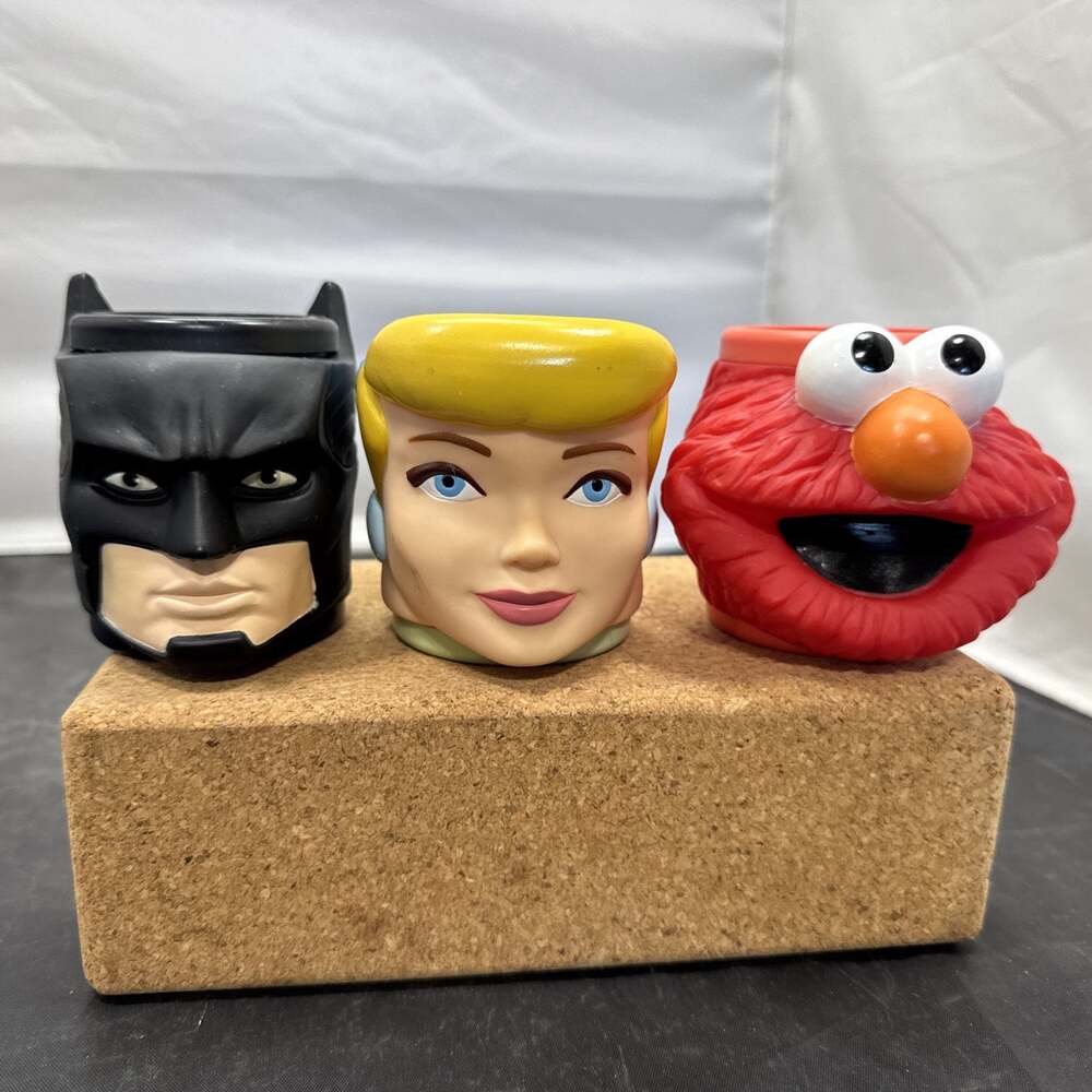 Vtg 90s Character Mug Lot of 3 Batman, Cinderella, Elmo Plastic Cups Applause